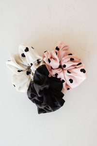A Touch of Love Scrunchie Set