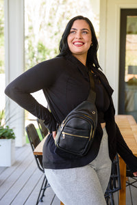 Effortlessly Chic Sling Bag In Black