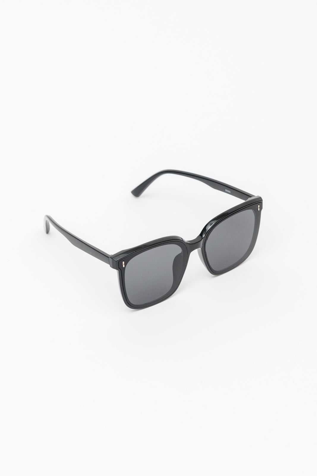 Eye On You Sunglasses in Black